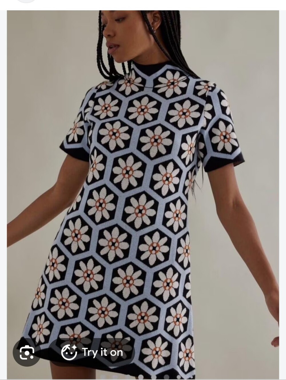 Anthropologie Light Blue and White Floral Hexagon Shift Dress Size XS
